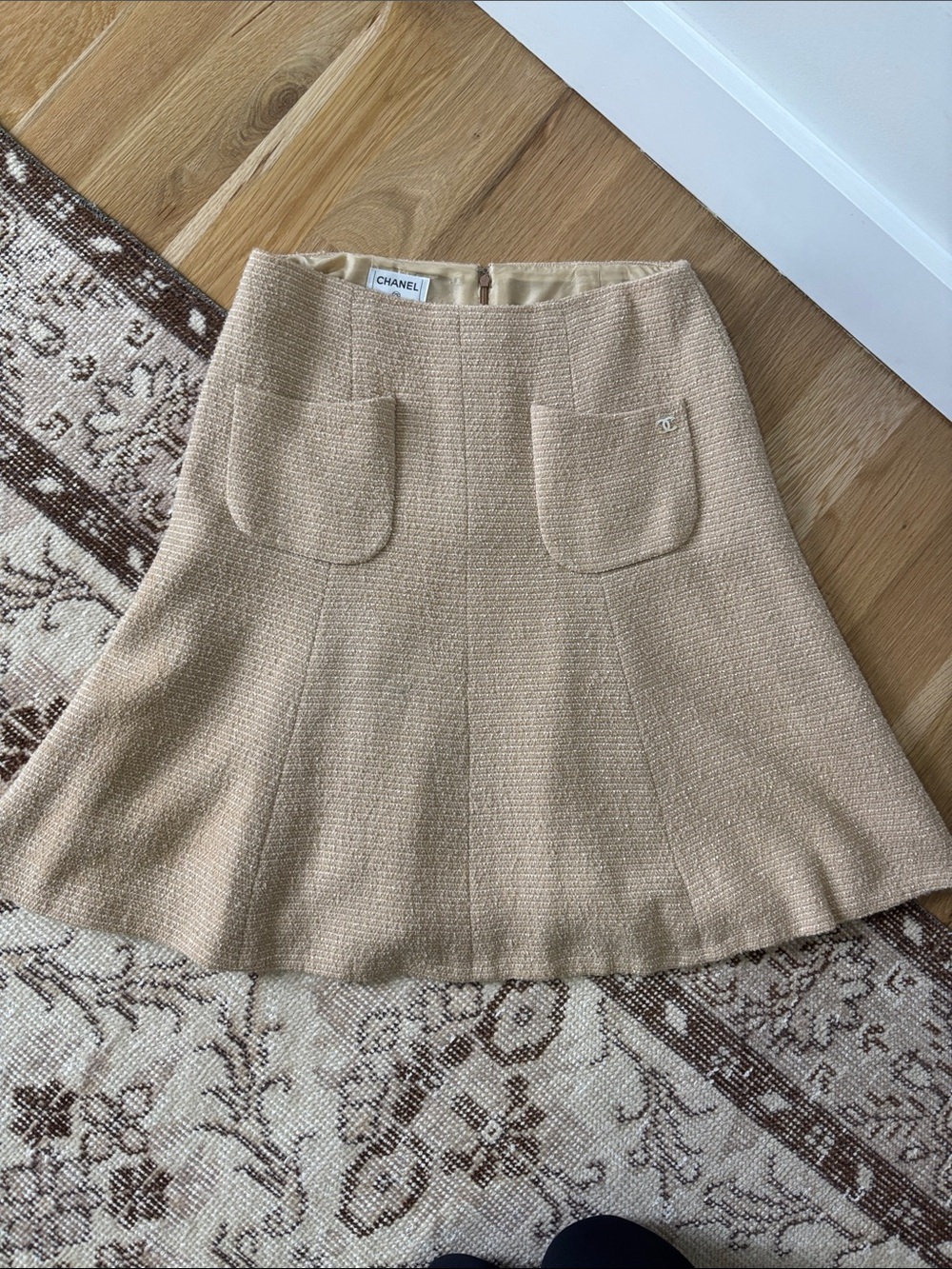 CHANEL Beige Classic Tweed Skirt with Front Pockets - Picture 7 of 8